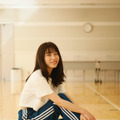 AKB48・横山由依卒業メモリアルブック『深夜バスに乗って』（発行：光文社、撮影：桑島智輝）