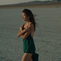 TBCの新CM「一生つづく自信」篇に出演するローラ