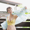 仲村美海デジタル限定写真集『Jellyfish』（発売：ワニブックス、撮影：矢西誠二）
