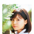 「新谷ゆづみ 2022-23 カレンダー」（アミューズ）