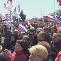 ロシアを支持するクリミア半島のロシア系住民　2014年3月 ロシアが一方的に領土に併合した　（c）NHK