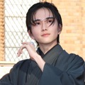 板垣李光⼈【撮影：浜瀬将樹】