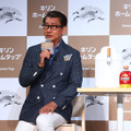 中井貴一＆天海祐希が上級者のこだわり！チョコプラ松尾にビールの注ぎ方レクチャー