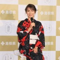 内山理名【撮影：小宮山あきの】