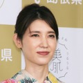 友利新【撮影：小宮山あきの】