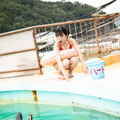 ナナランド・峰島こまき 1st写真集『ふるさと』アザーカット（出版社：扶桑社、撮影：細居幸次郎、ヘアメイク：夢月、スタイリング：八杉直美）