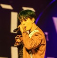 鶴房汐恩©LAPONE ENTERTAINMENT