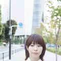 写真：石田真澄　衣装協力 LONDA