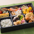 とんでん、行楽にもぴったりな多品目弁当の販売スタート