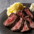 土佐あかうしの溶岩焼きステーキ