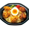 いただきコッコちゃん監修 塩ザンギと謎唐の鶏ねぎ焼き飯