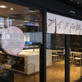 「変なホテル」に現役アイドルらが料理提供する「アイドル飯店」オープン