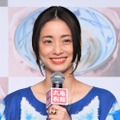 上戸彩【撮影：小宮山あきの】