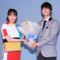 秋元杏月、福尾誠【撮影：小宮山あきの】