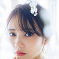 乃木坂46・田村真佑、1st写真集の先行カット第10弾はチャペルでの幻想的な一枚