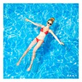 FAKY、新曲MVは海・水着・プールにダイブと夏満載！