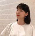 のん、白いドレス姿公開！ファン歓喜「白雪姫のんちゃん」「爽やか」