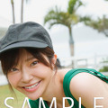 伊瀬茉莉也、胸元セクシーな黒のボディースーツ姿で魅了！