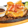 コルビージャック チーズinハンバーグ（1,078円）