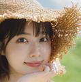 礒部花凜、1st写真集から最新カット公開「私の楽しんでいる様子が伝わったら...」