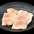「牛ホルモン」300円(税込330円)(通常590円(税込649円))