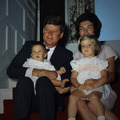 （C）2021 Camelot Productions, Inc. All rights reserved.Photo: John F. Kennedy Presidential Library, National Archives