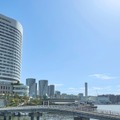 豪華なクリスマスブッフェ、ホテル インターコンチネンタル 東京ベイで開催
