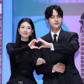 ペ・スジとヤン・セジョン(Photo by Han Myung-Gu/WireImage)