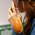 道行く人も注目するでしょう