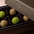「CHOCOLAT IVRE」（抹茶ラム、ほうじ茶ブランデー各3個入 2,430円）
