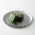 「ショコラムー」（抹茶ラム、ほうじ茶ブランデー各3個入 1,490円）