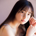 あざとカワイイ文学少女、脱いだらスゴい？！貝賀琴莉が魅せる抜群のギャップ