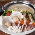 うにクリーム鍋HALE 海’s8,800円（2人前）※要予約