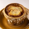ラムシャンクのオニオングラタンスープRUBY JACK'S Steakhouse & Bar1,800円