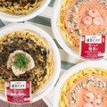 「鎌倉パスタ監修　生パスタ　高菜と鶏肉のピリ辛パスタ」（550円）と「鎌倉パスタ監修　生パスタ　海老のトマトクリームパスタ」（550円）