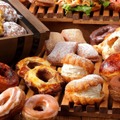 JACK IN THE DONUTS
