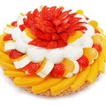 ホワイトデー限定ケーキ ―いちごとホワイトチョコレートムースのケーキ―