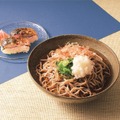 福井駅【福そば】「越前おろしそば・焼き鯖寿司2貫セット」1,201円（1人前）