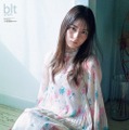 「blt graph.vol.100」ローソンエンタテインメント購入特典 ポスター【小坂菜緒（日向坂46）】
