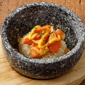 サーモンチーズのガーリックライス