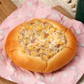 ベーコーンペッパーマヨパン　130円
