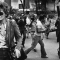 誘拐されたポール3世の母アビゲイル・ハリス。息子を取り戻すために、誘拐犯に加え冷酷な石油王とも対決していく、写真提供：ゲッティ