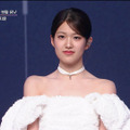 GROUNDのチームも感動的な歌唱を披露。(C) CJ ENM Co., Ltd, All Rights Reserved