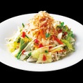 梅と8種の香味野菜のサラダ