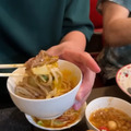 【動画あり】名物ママに二郎系ラーメン！赤羽「スナック雪子」に行ってきた