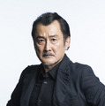 吉田鋼太郎