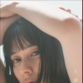 大久保桜子写真集「人 隣」（東京ニュース通信社刊）撮影／前康輔