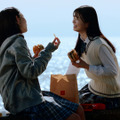 マクドナルド新CMに“I feel Coke”！乃木坂46・五百城茉央も登場