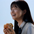 マクドナルド新CMに“I feel Coke”！乃木坂46・五百城茉央も登場