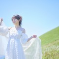 「鬼頭明里アニバーサリーフォトブック あかりのまま」（東京ニュース通信社刊）